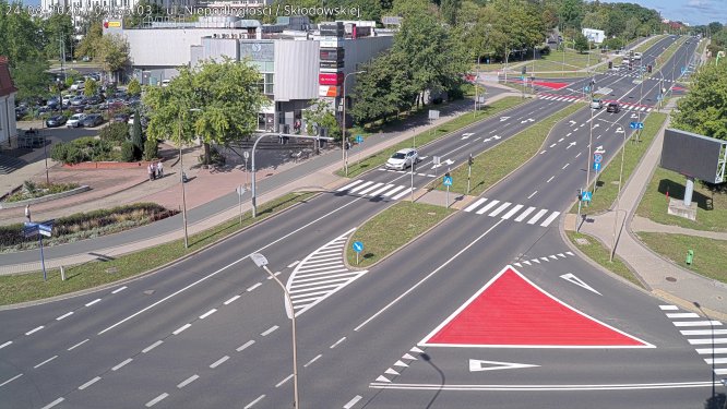 Al. Niepodległości 1